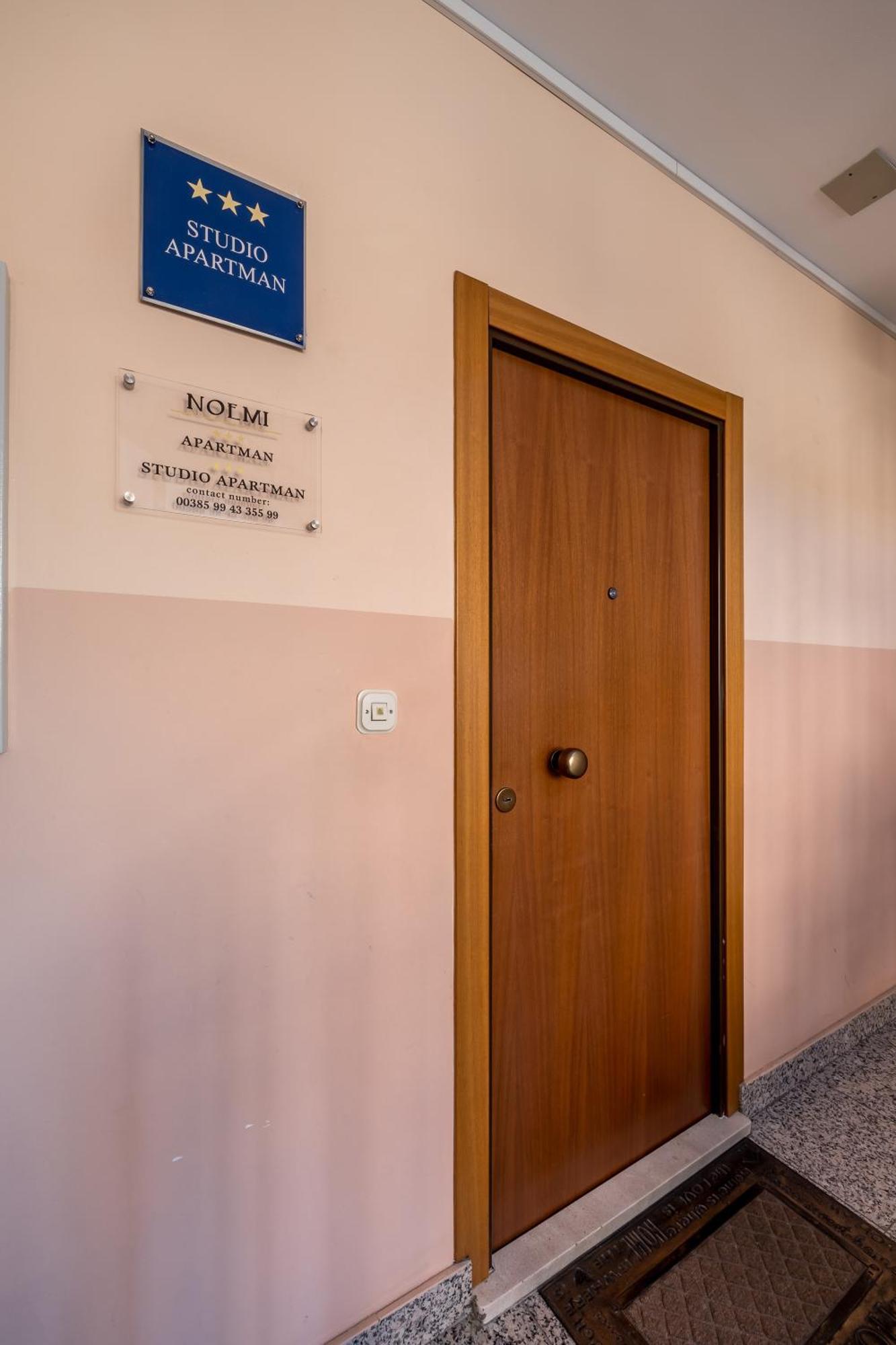 Noemi Luxury Apartment Solin Eksteriør billede