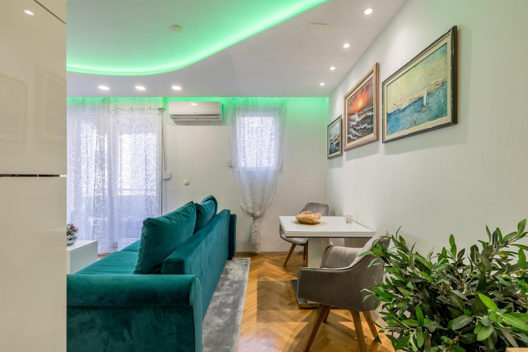Noemi Luxury Apartment Solin Eksteriør billede