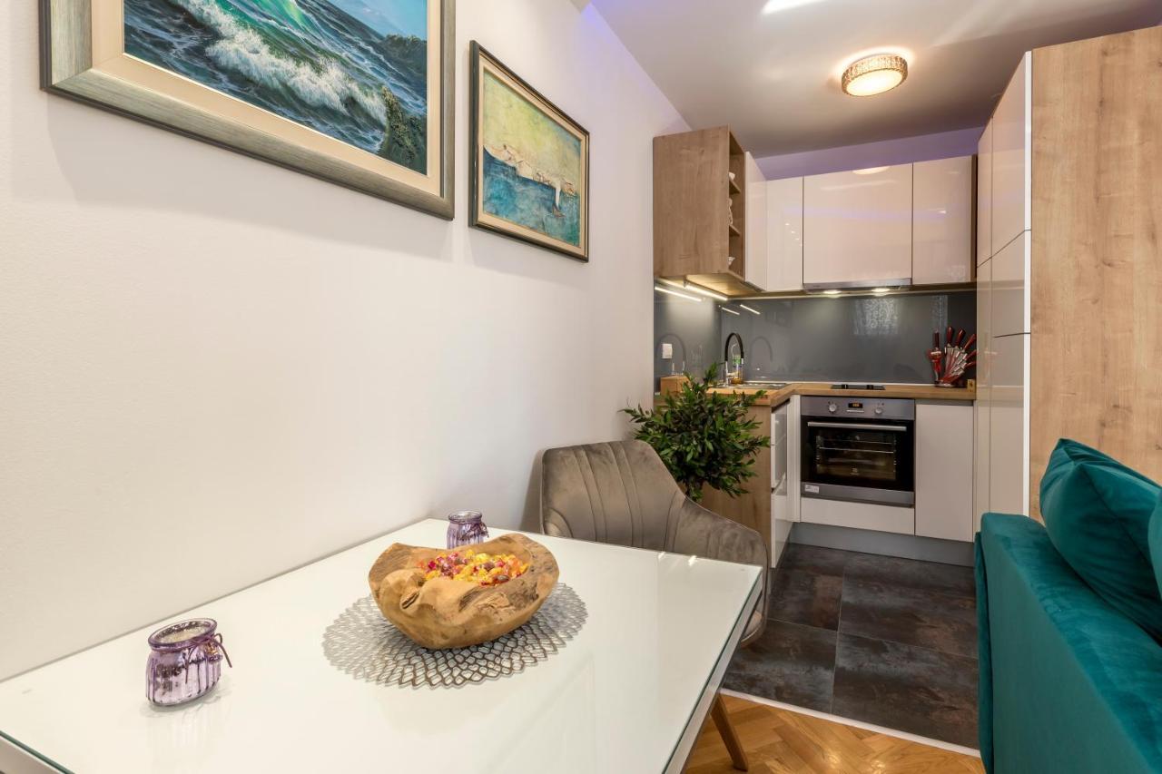 Noemi Luxury Apartment Solin Eksteriør billede
