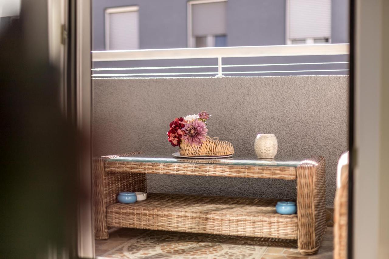 Noemi Luxury Apartment Solin Eksteriør billede